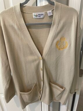 Paradise bay vintage Cream V-Neck Cardigan with Gold Crest. 80s vintage nautical